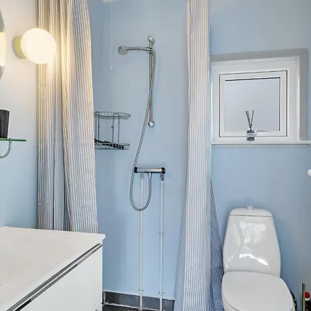 2 Bedroom Nice Home In Hadsund Hadsund